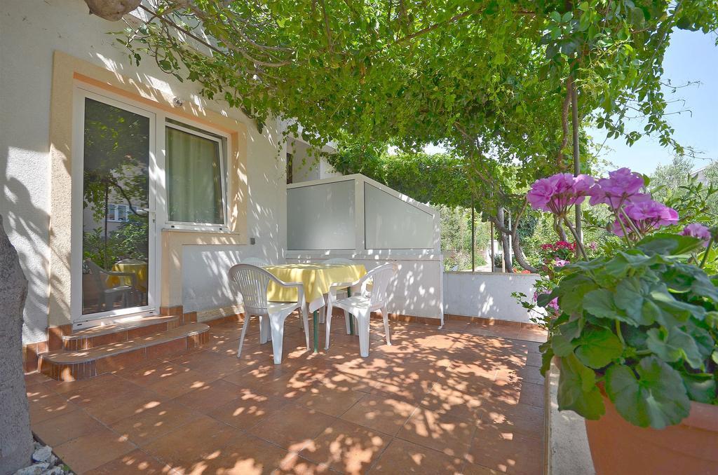 Apartment Ljubica Vodice Exterior foto