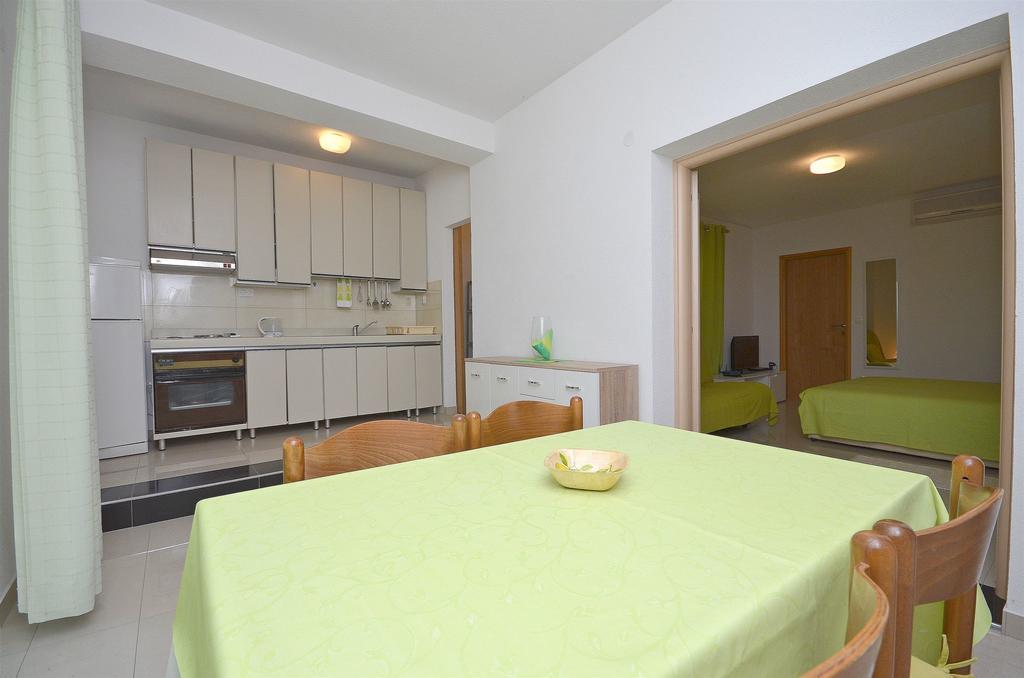 Apartment Ljubica Vodice Exterior foto